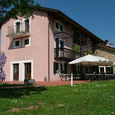 Agriturismo Scacciapensieri Buttrio Bagian luar foto