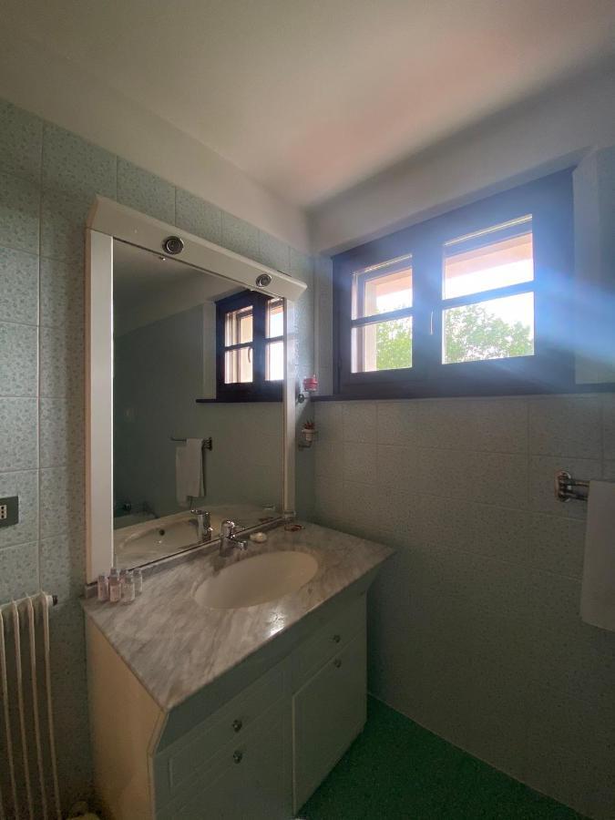 Agriturismo Scacciapensieri Buttrio Bagian luar foto
