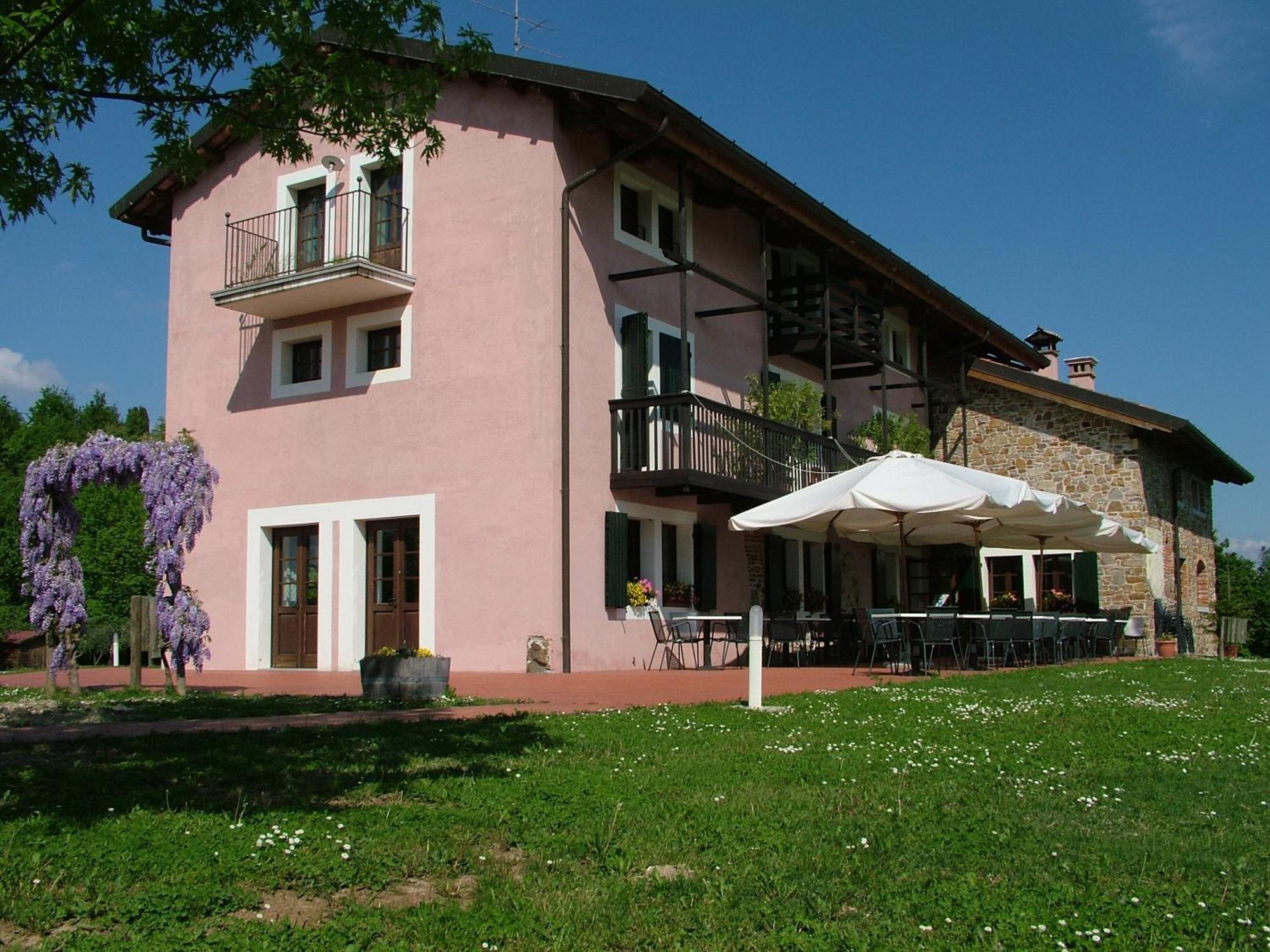 Agriturismo Scacciapensieri Buttrio Bagian luar foto